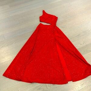 Shimmering Red Evening Dress